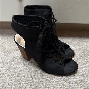 Jessica Simpson Black Lace-Up Heels